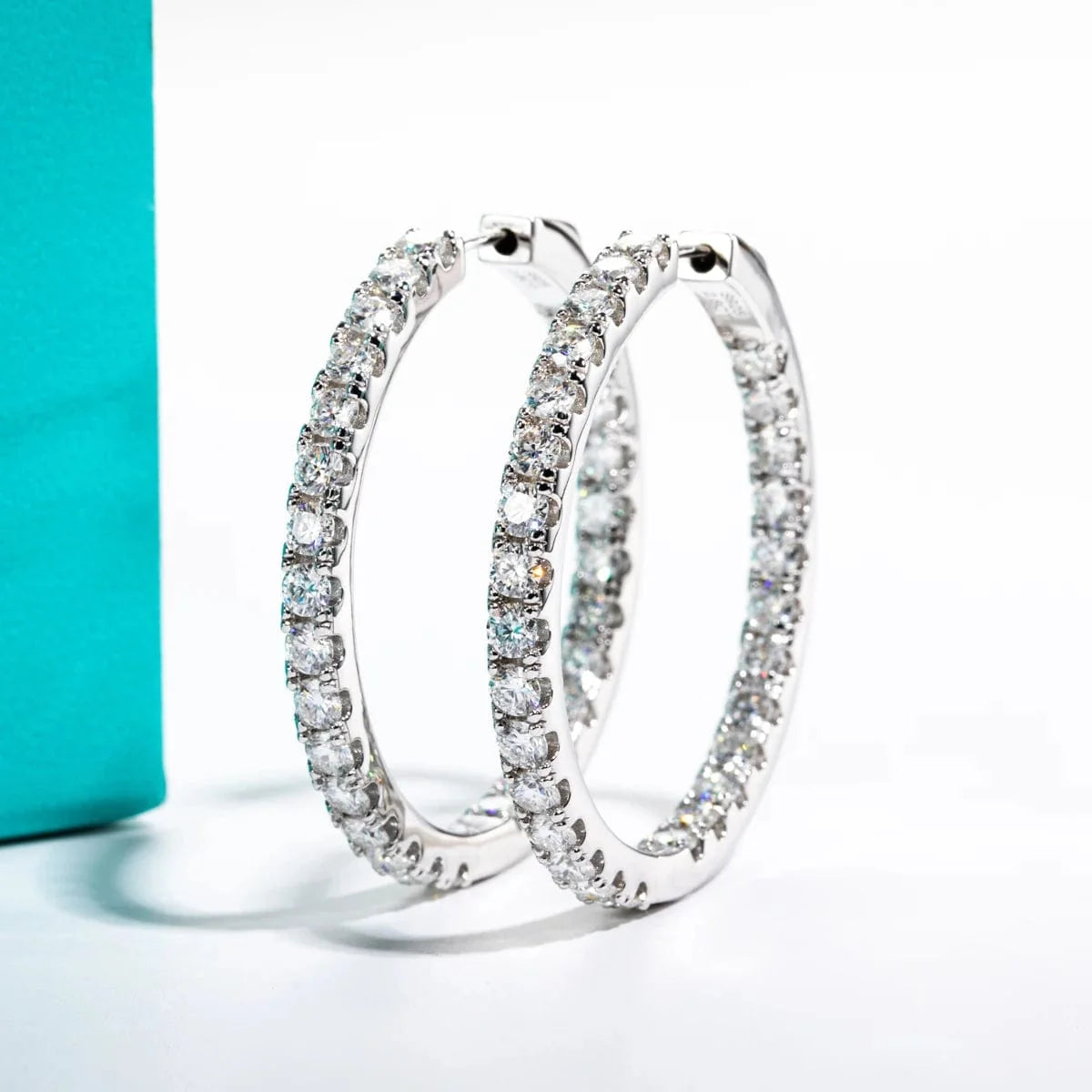Boucle d’oreille Creole diamant - vue 3